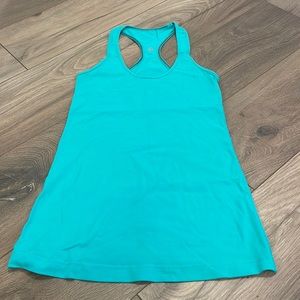 Lululemon CRB size 6